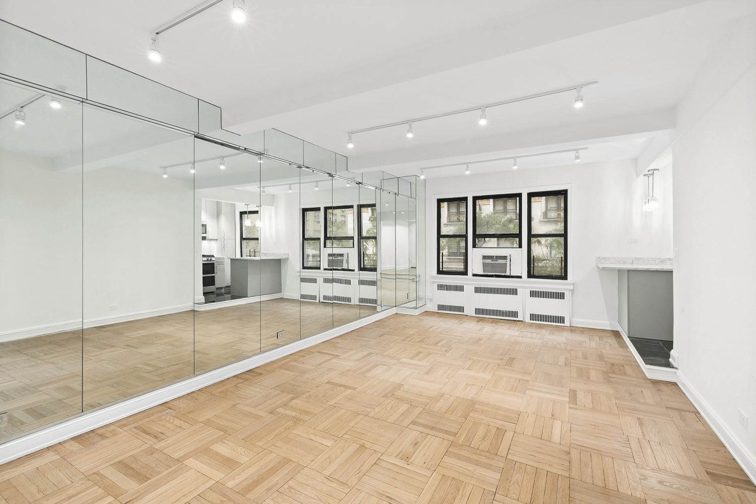 123 East 37th Street