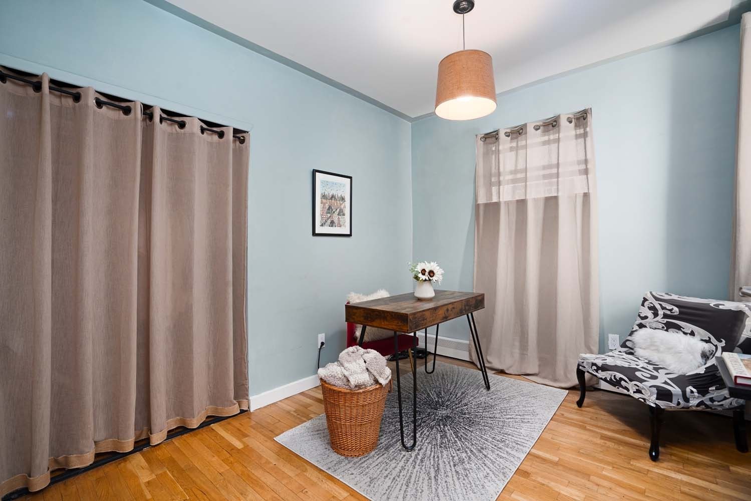 5 West 107 Street