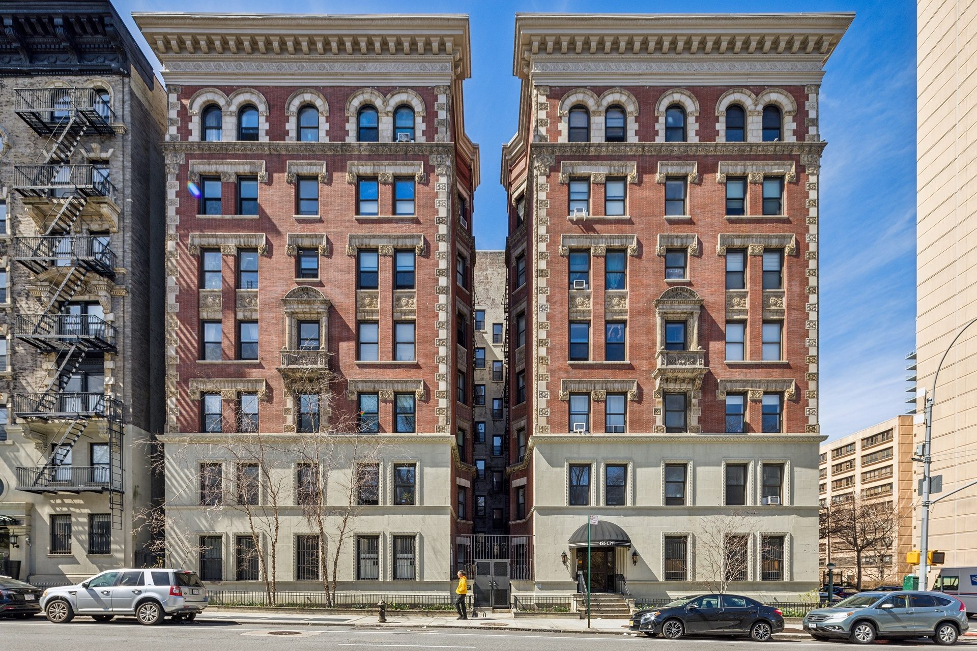 485 Central Park West