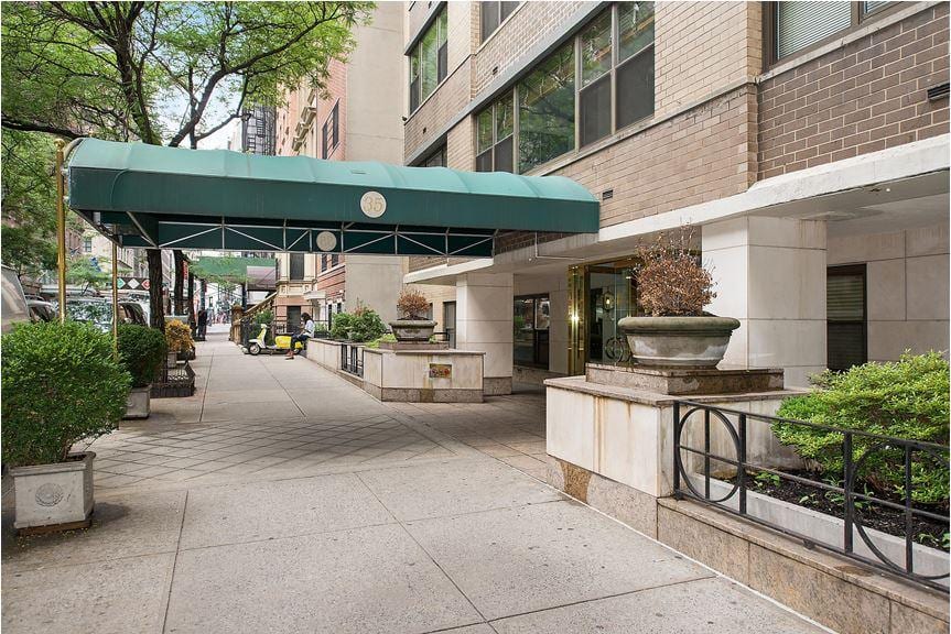 35 East 38th Street