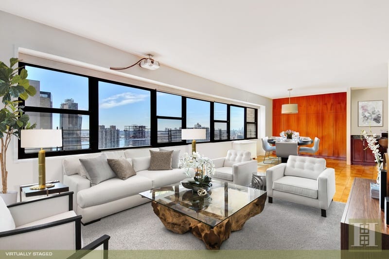 160 East 38th Street