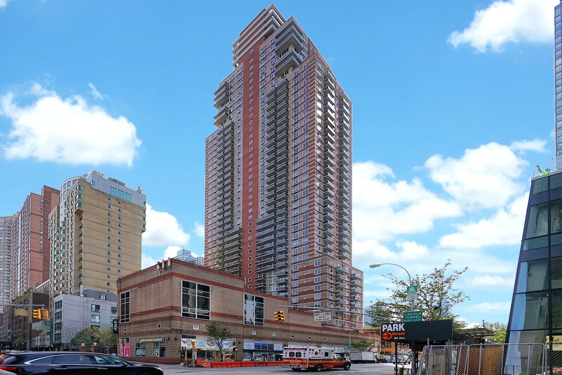 560 West 43rd Street