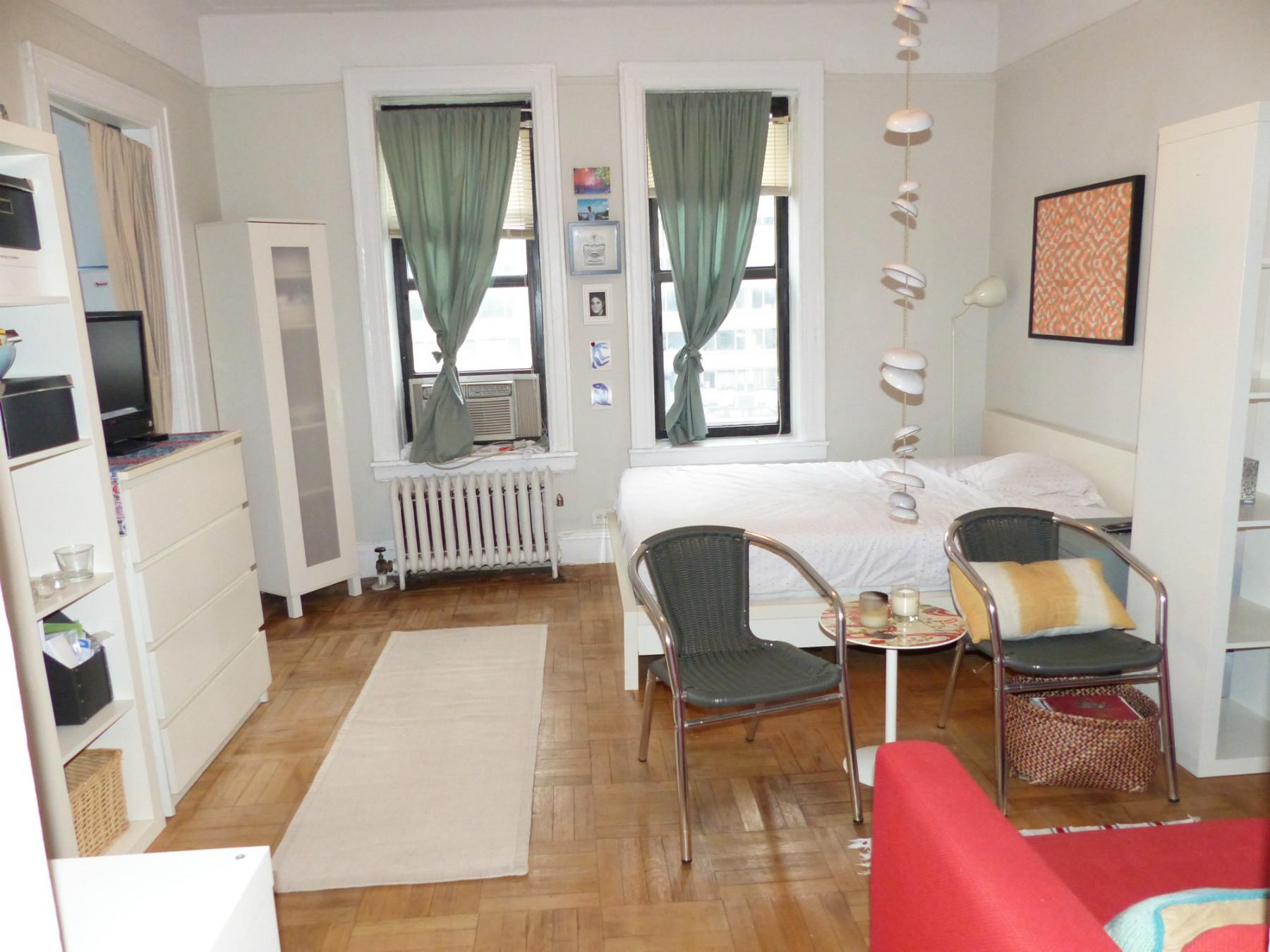 325 West 71st Street
