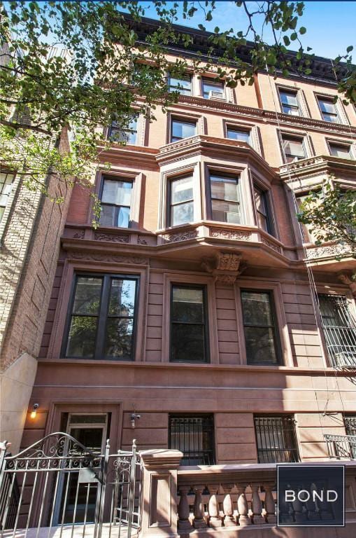 14 West 69th Street