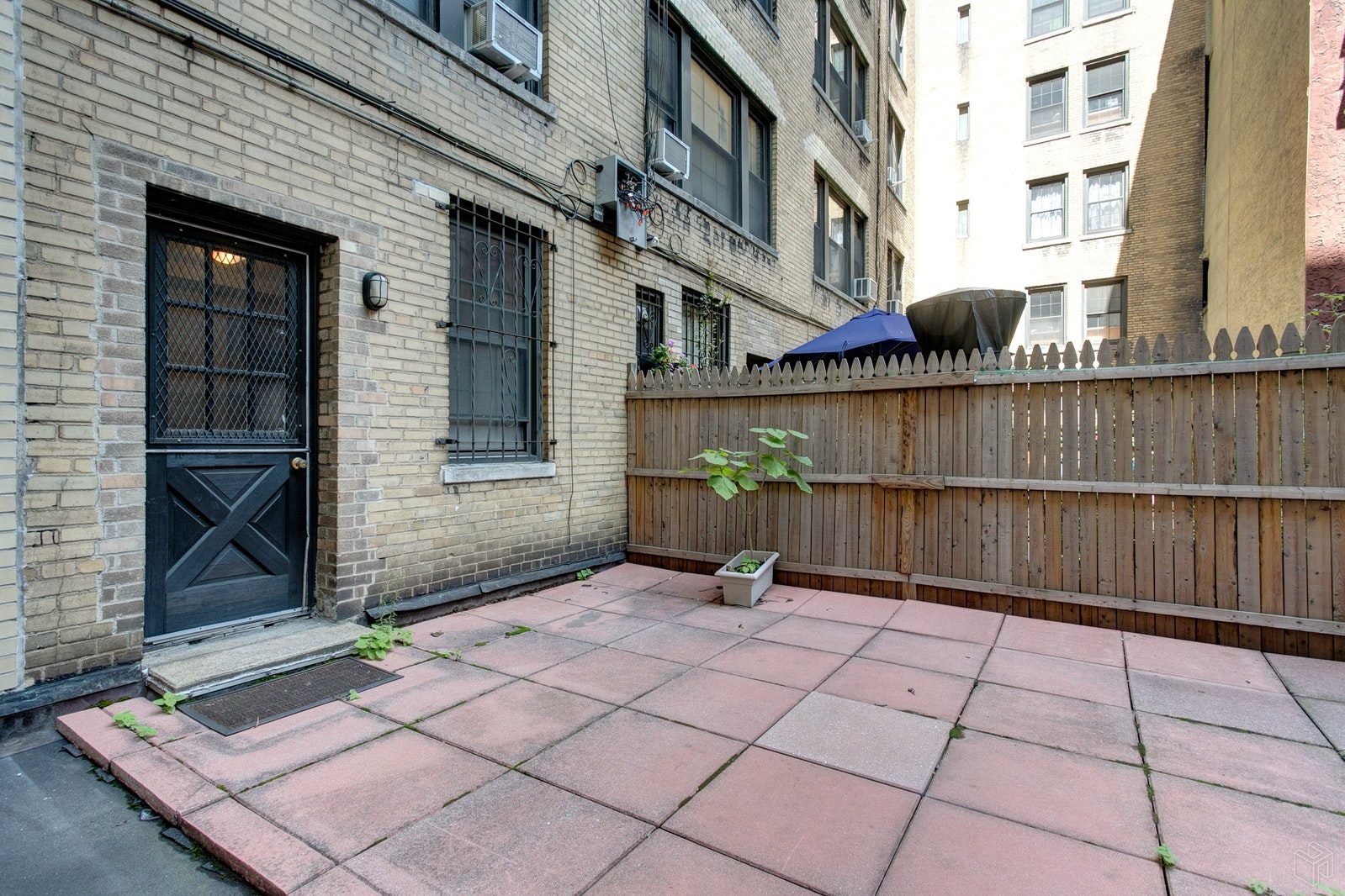 100 East 35th Street