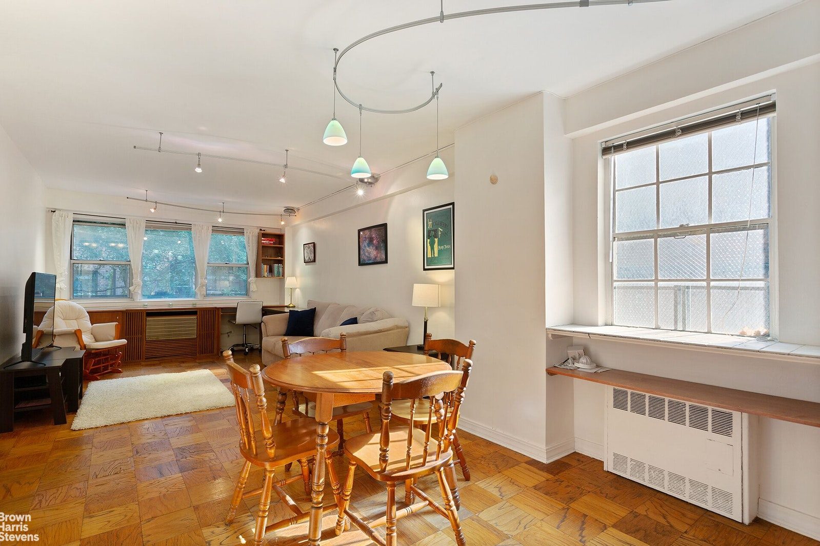 245 East 35th Street
