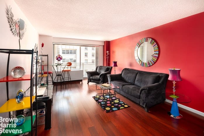 132 East 35th Street