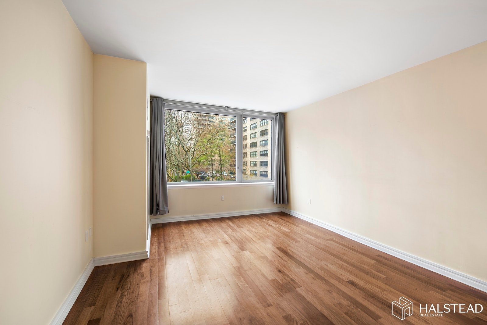 200 West End Avenue