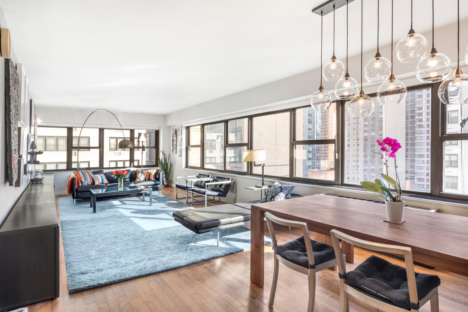 160 East 38th Street