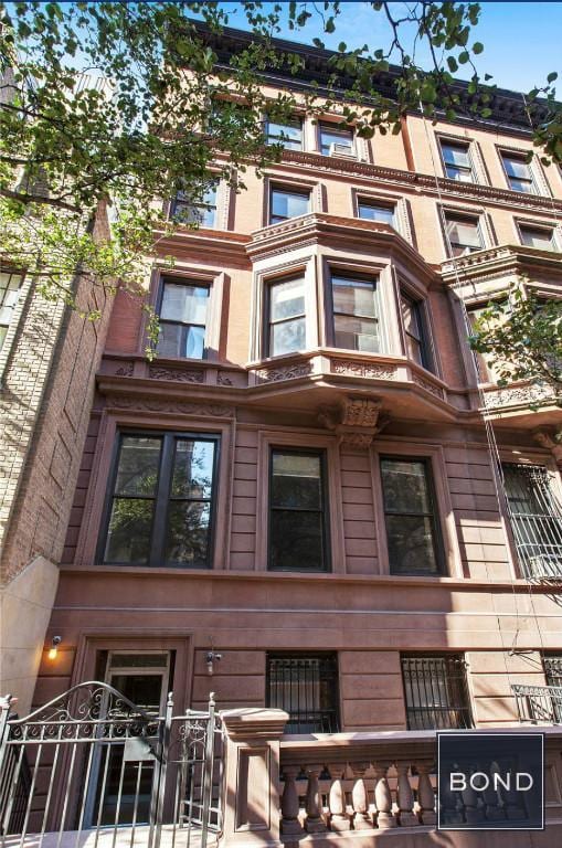 14 West 69th Street