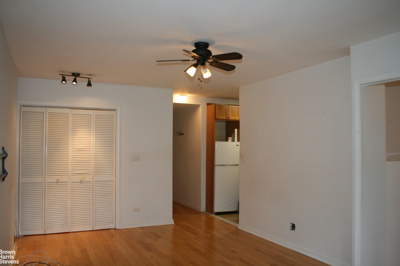 245 East 35th Street