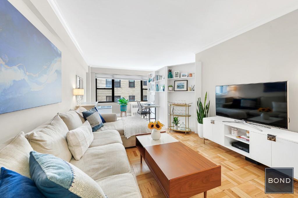 210 East 36th Street