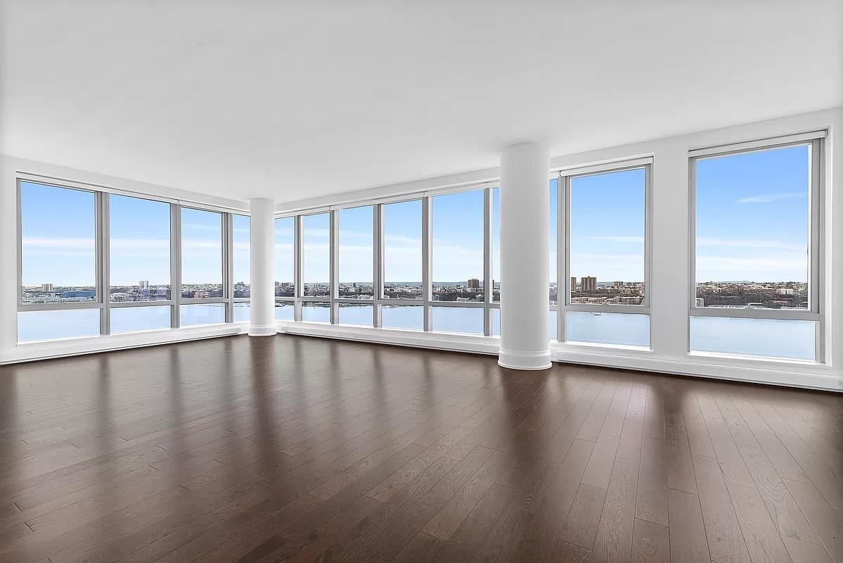 50 Riverside Boulevard