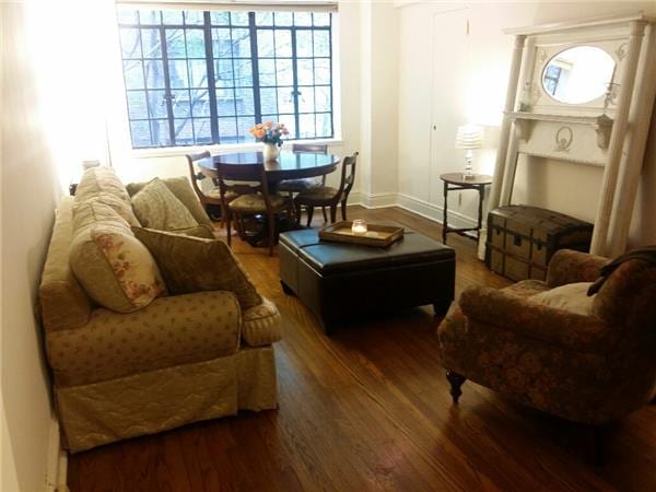 325 East 41st Street