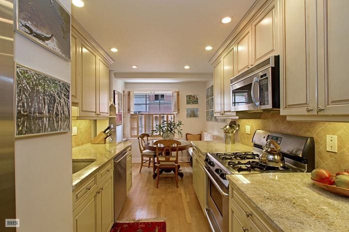 39 West 67th Street