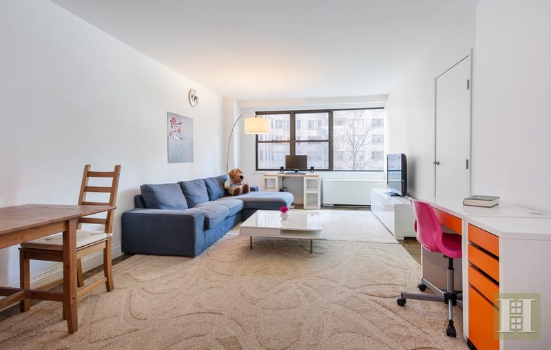 305 East 40th Street