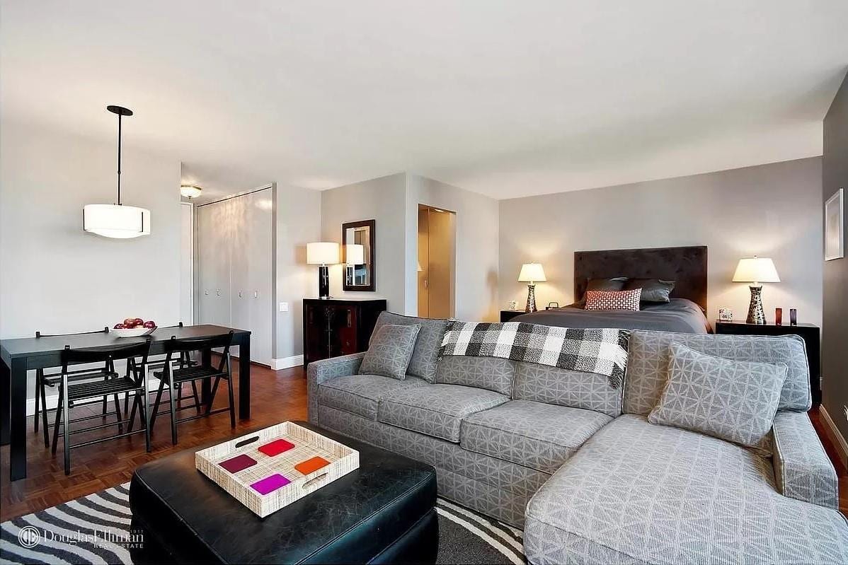 45 West 67th Street