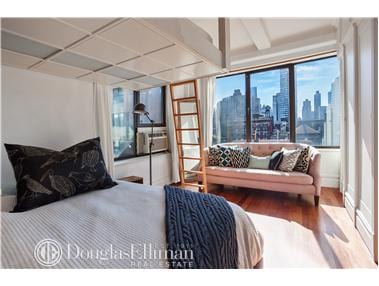 118 West 72nd Street
