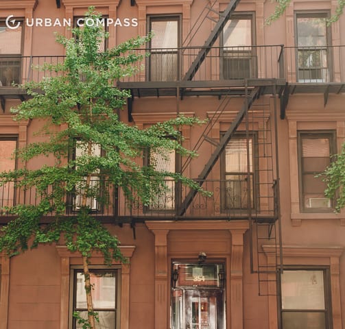 352 West 48th Street