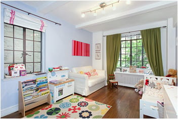 325 East 41st Street