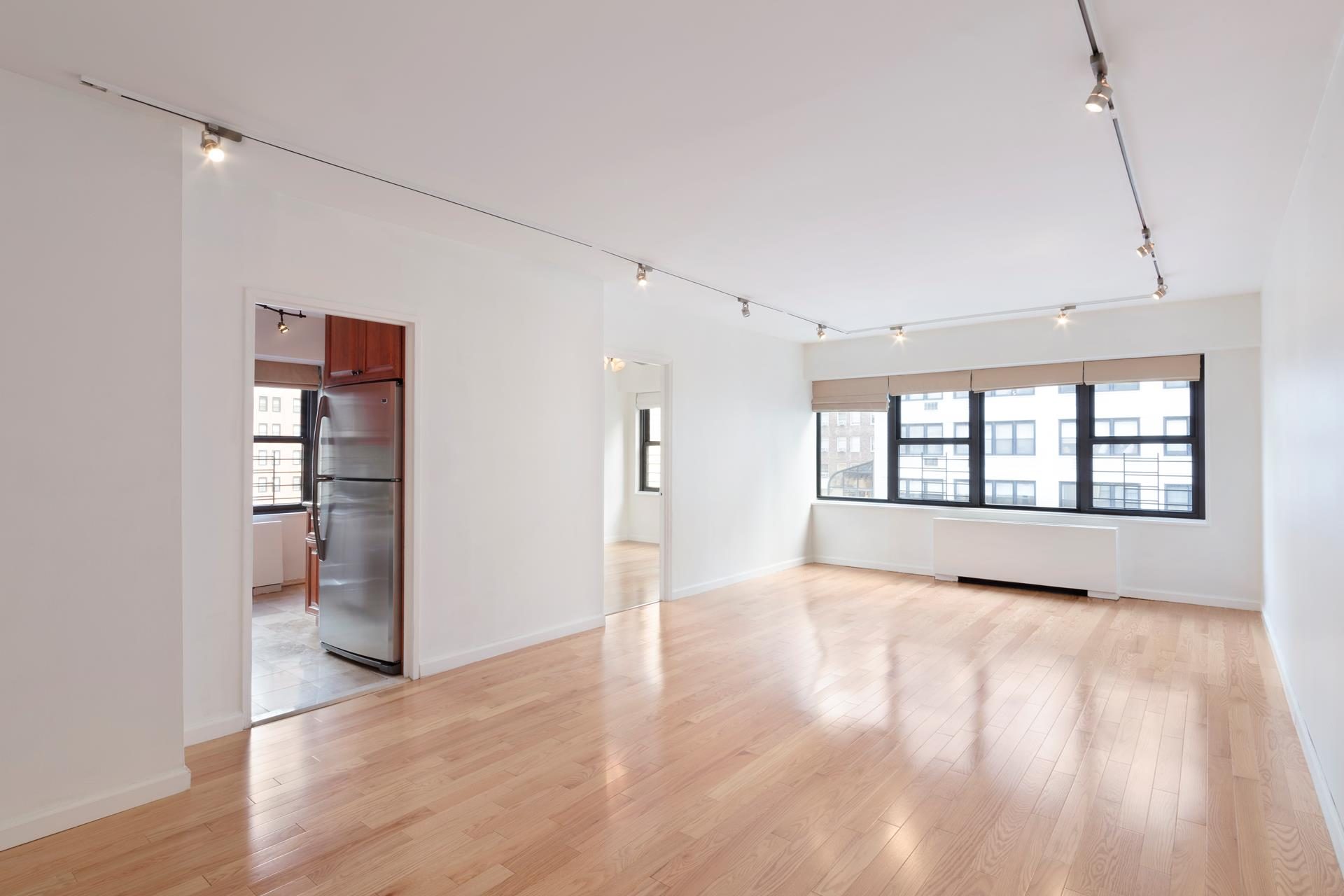 160 East 38th Street