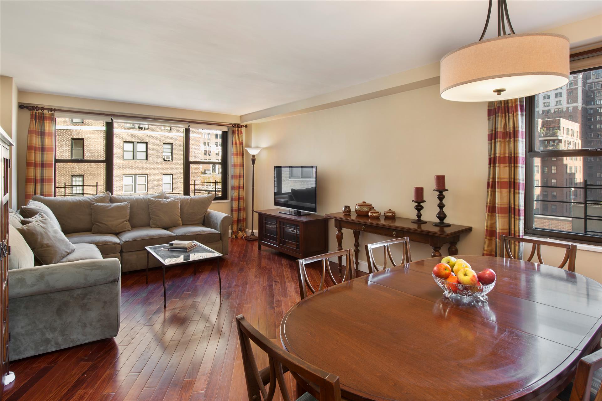 305 East 40th Street