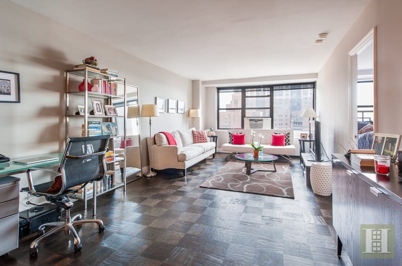 305 East 40th Street