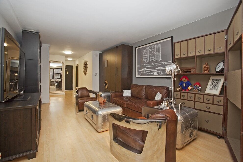 305 East 40th Street