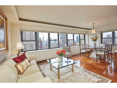 160 East 38th Street