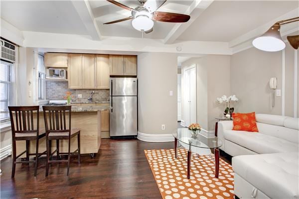 325 West 45th Street