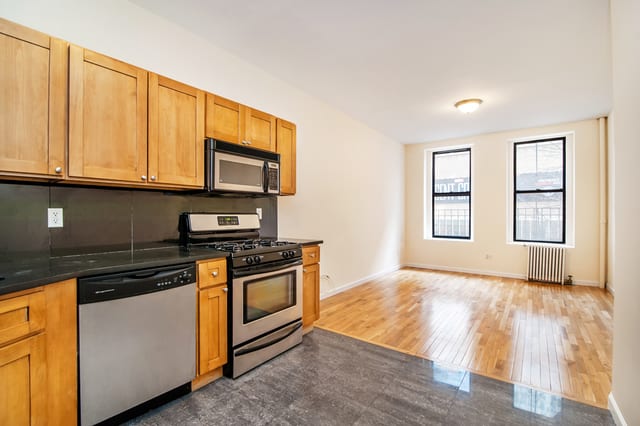 152 Columbus Avenue