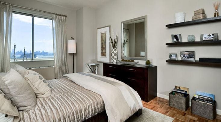 560 West 43rd Street