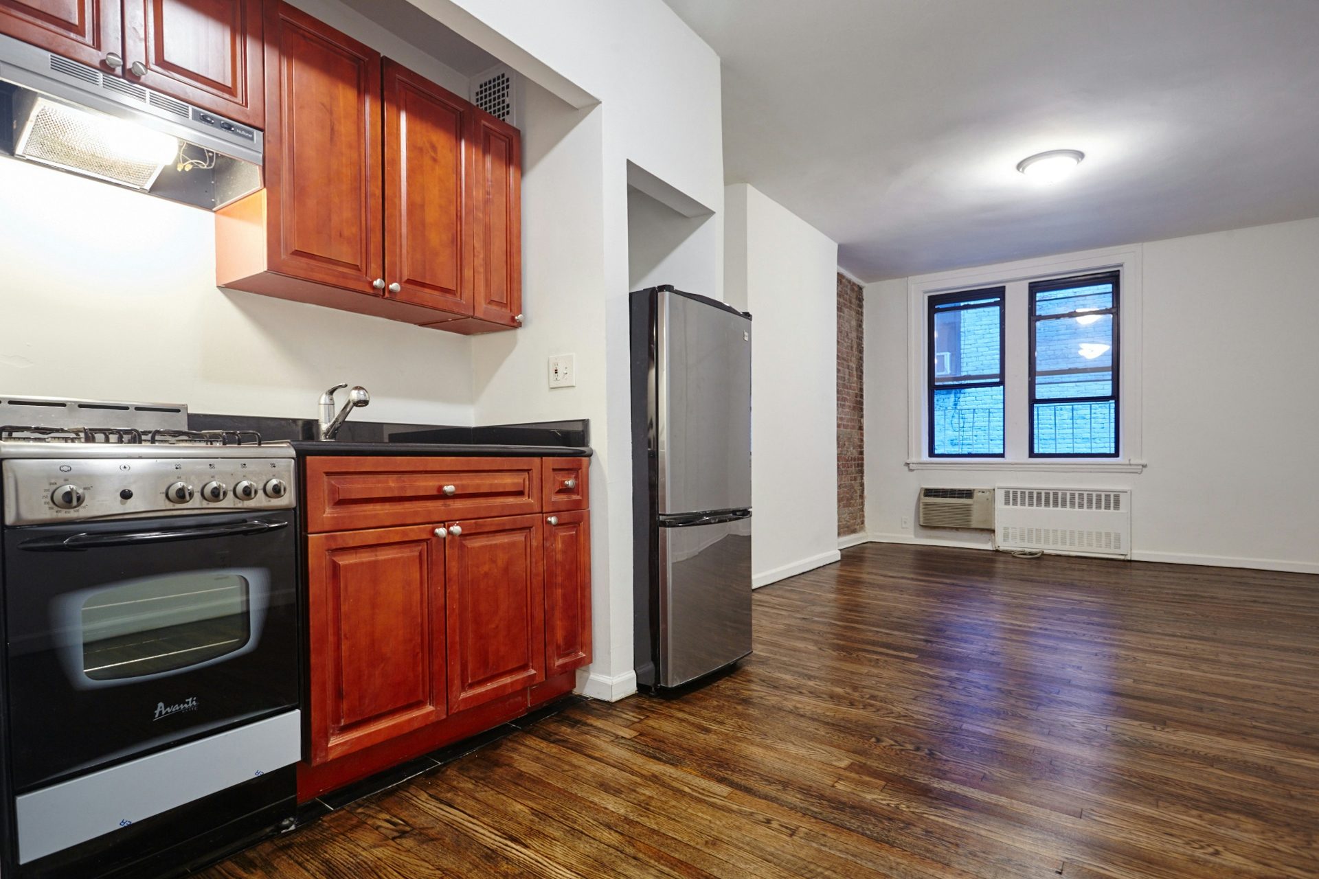 244 East 71 Street