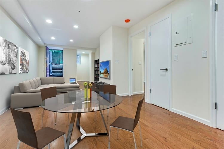 331 East 89th Street