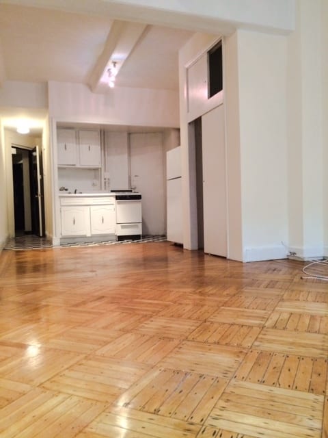 42 West 72nd Street
