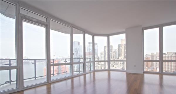 10 West End Avenue