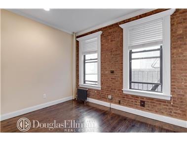 245 East 39th Street