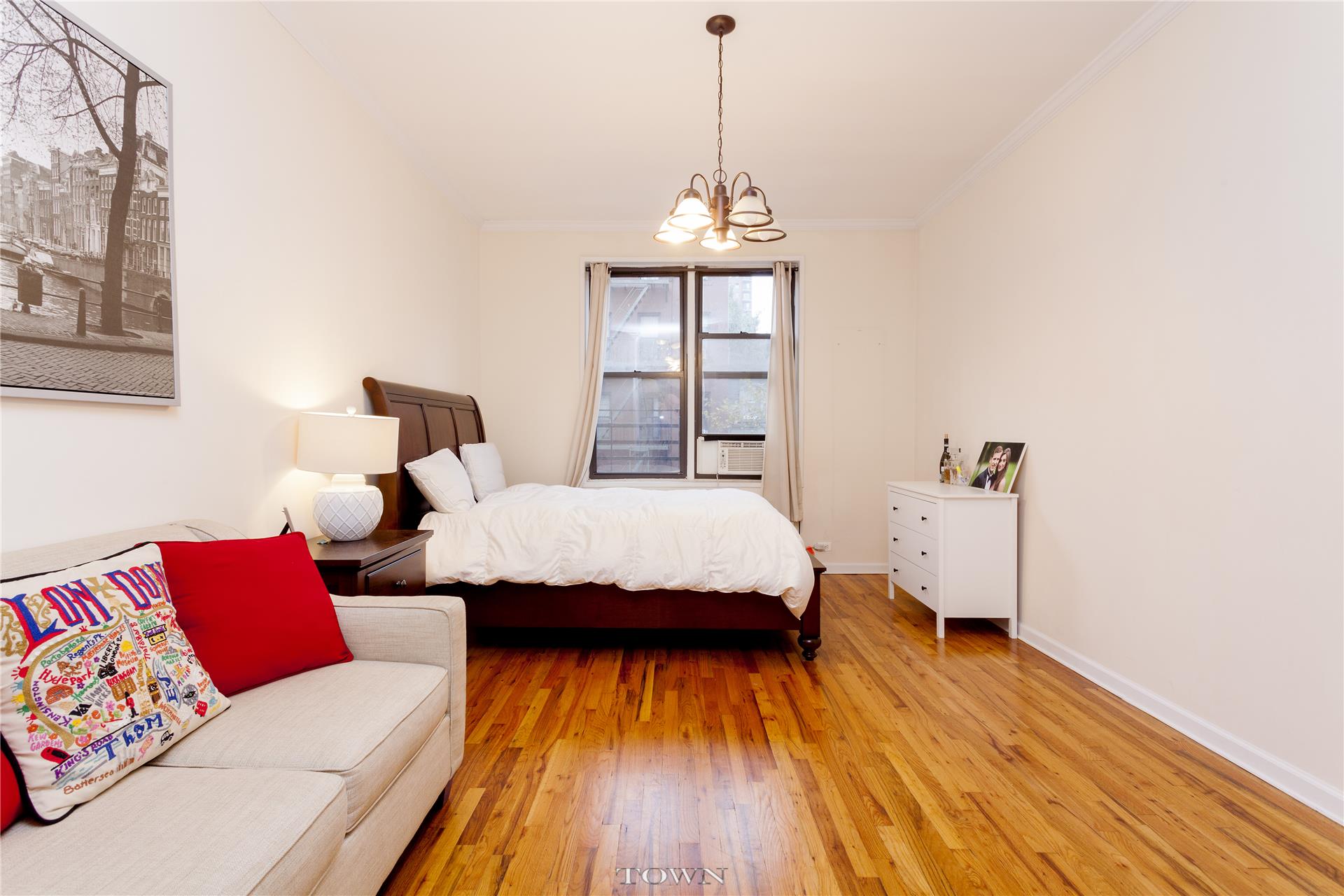 238 East 82nd Street