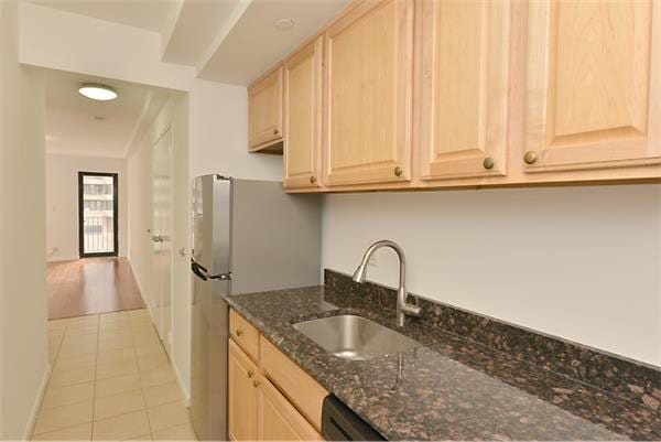 322 East 39th Street