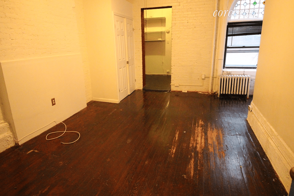 276 West 71st Street