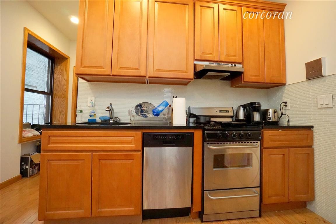 542 East 82nd Street