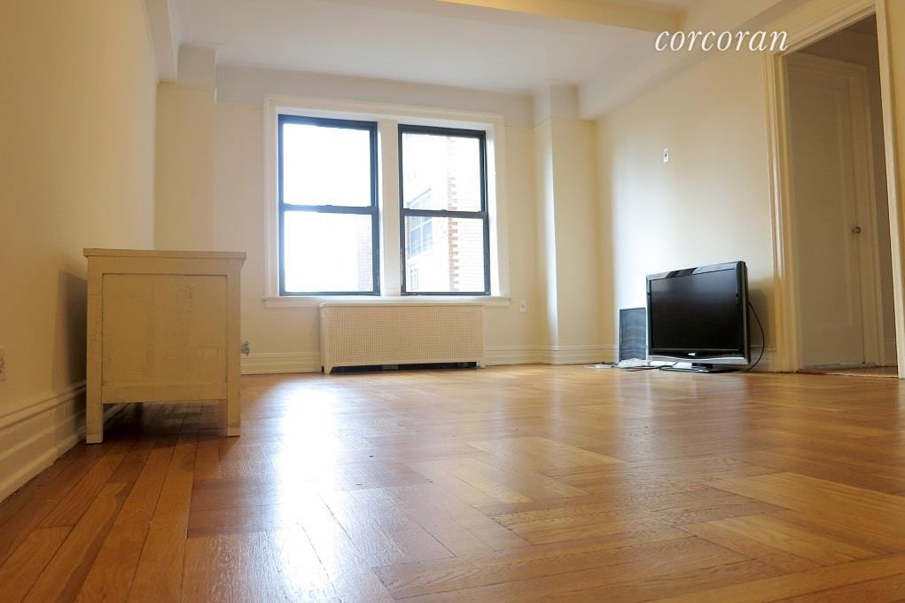 311 East 72nd Street