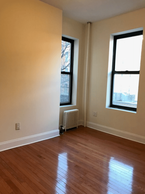 172 East 92nd Street