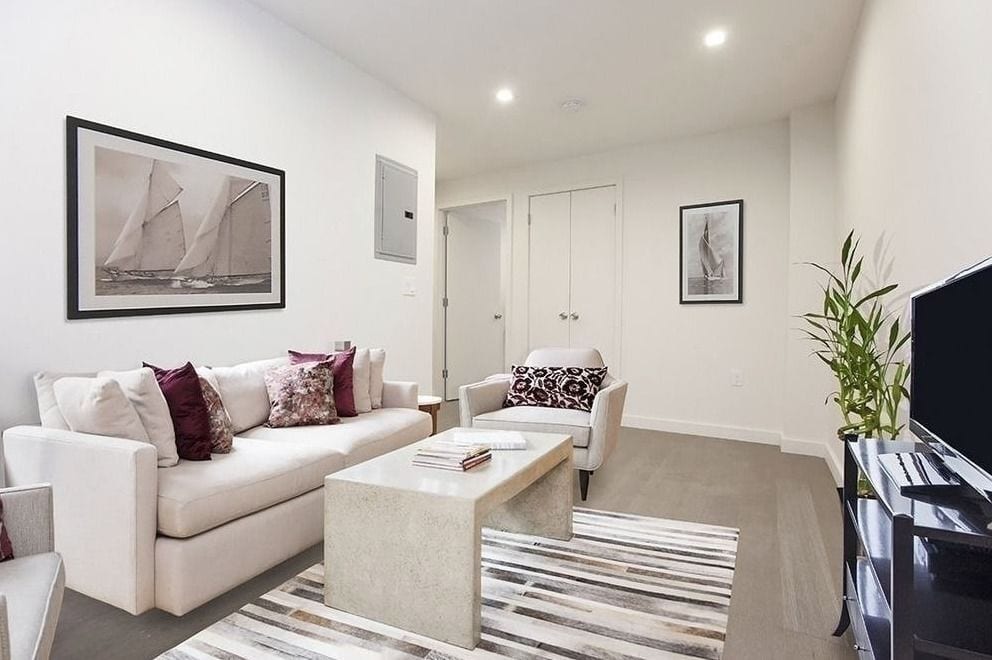 316 West 39th Street
