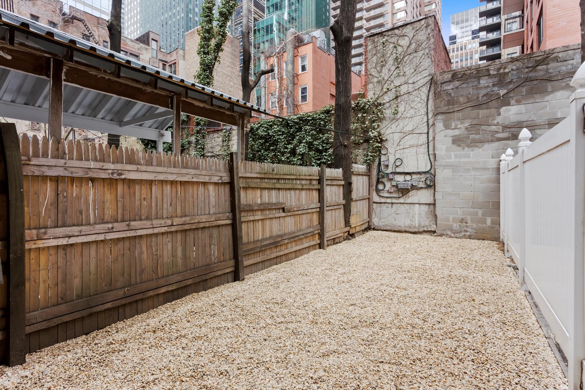 247 East 39th Street