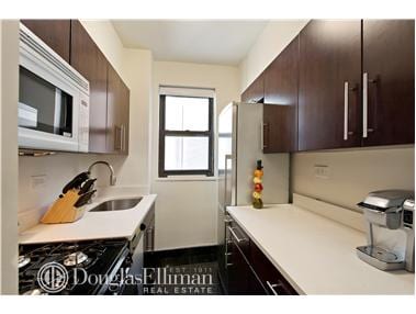 30 East 37th Street