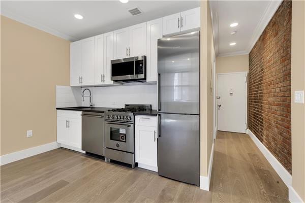 336 East 81st Street