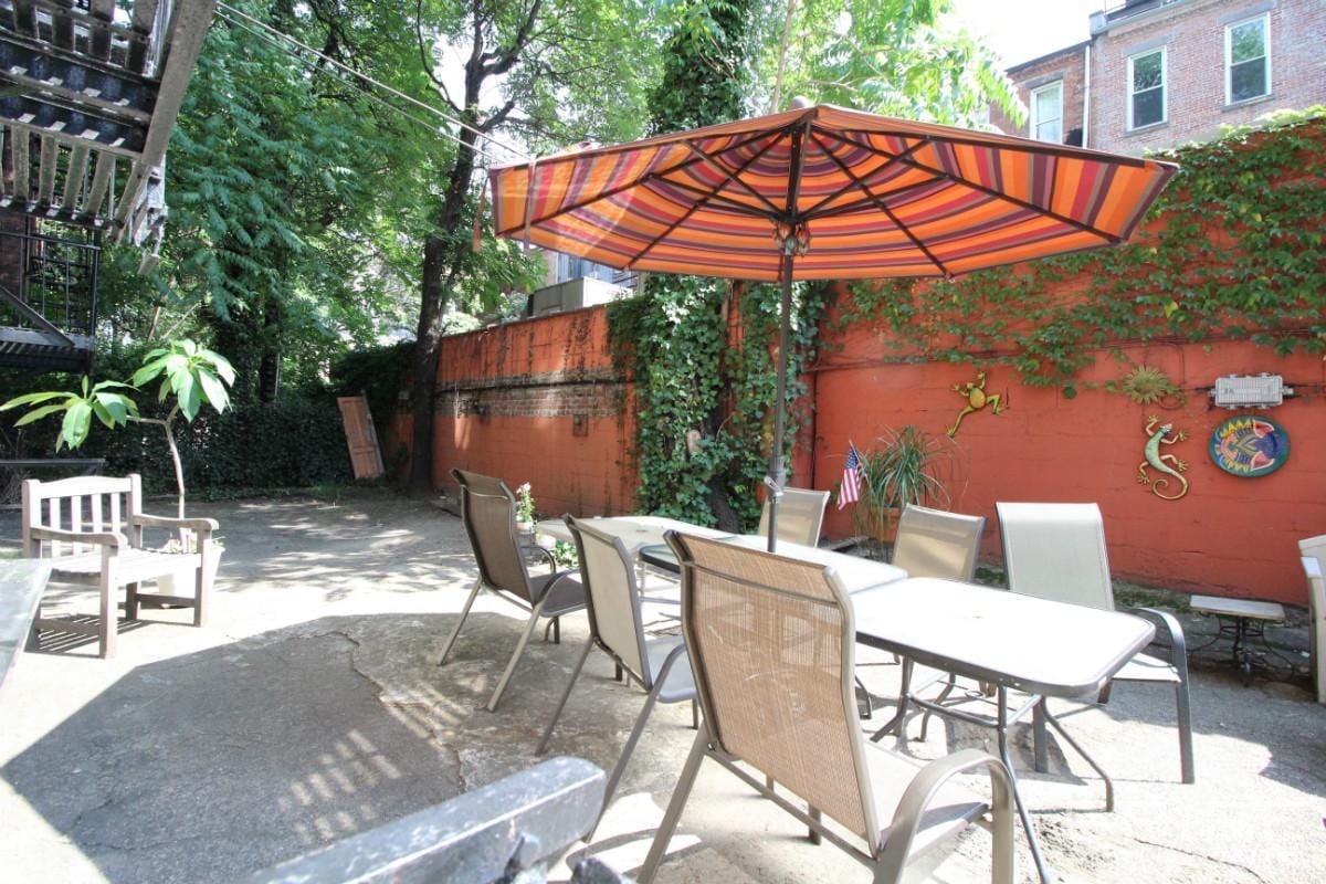338 West 47th Street