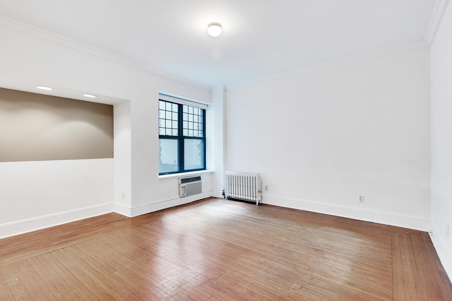 370 Central Park West