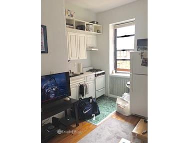 245 East 39th Street